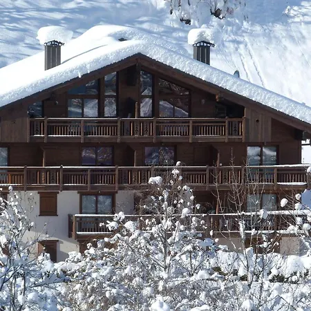 Chaleureux Proche Navettes - 4 Pers. * Arêches