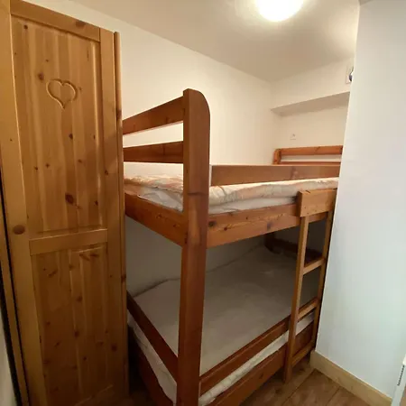Chaleureux Proche Navettes - 4 Pers. Appartement Arêches